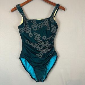 Miraclesuit Swimsuit Women's 8 Deep Green Nylon Stretch Embroidered Built In Bra